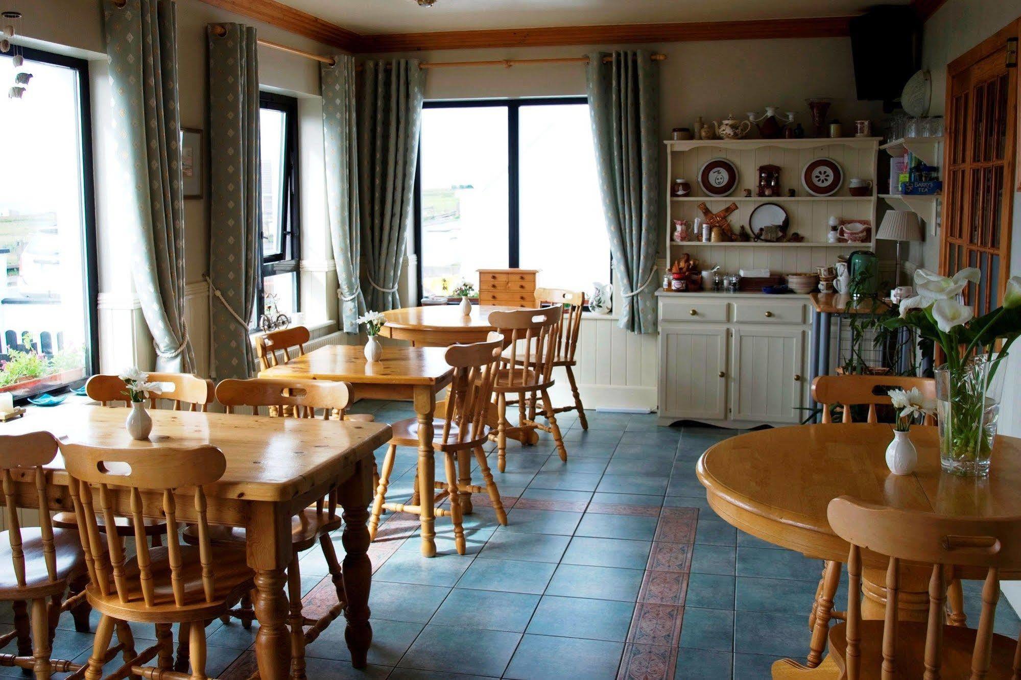 Teach Cruachan Large-Group Holiday Home Dooagh Buitenkant foto